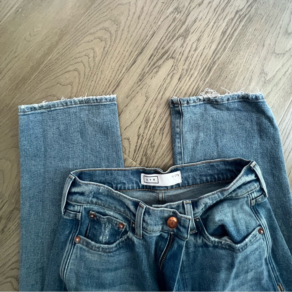 AYR Light Wash Straight Leg Denim | Size 27